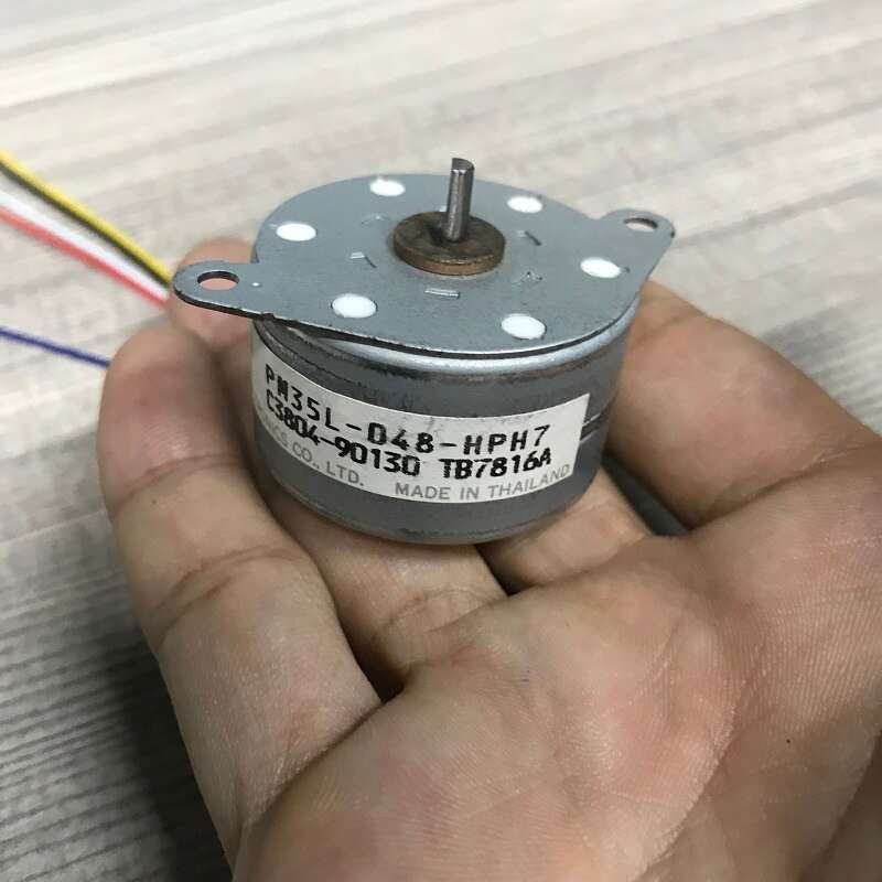 Minebea NMB PM35L-048-HPH7 Stepping Motor Micro 35mm 4-phase Minebea NMB PM35L-048-HPH7 Stepping Motor Micro 35mm 4-phase